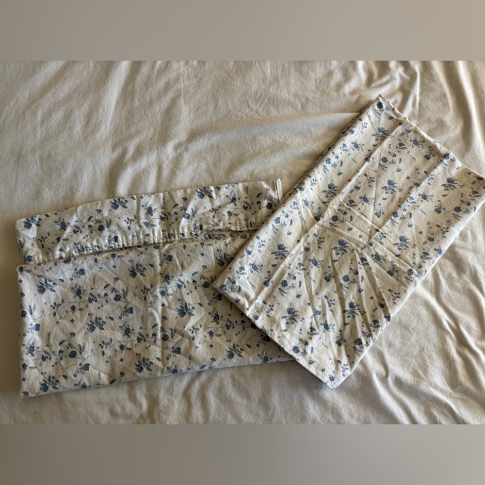 King Printed Performance 400 Thread Count Pillowcase Set White/Blue Floral